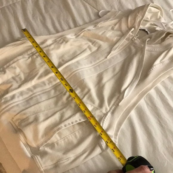 Adidas Stella McCartney white hooded vest - Picture 8 of 8